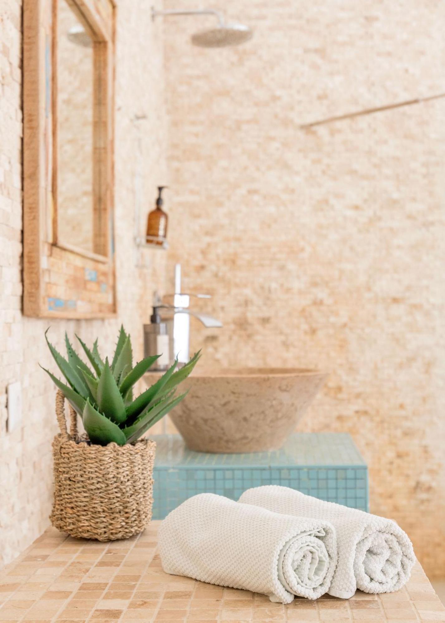 Wellness Retreat With Sauna & Jacuzzi - 1 Min To Opera Budapest Extérieur photo