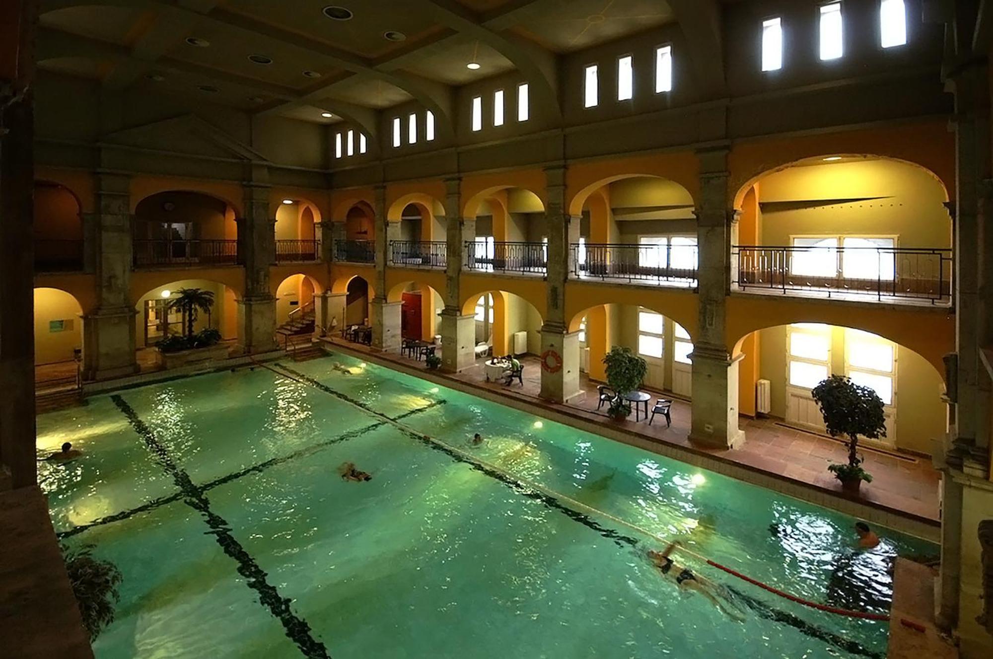Wellness Retreat With Sauna & Jacuzzi - 1 Min To Opera Budapest Extérieur photo